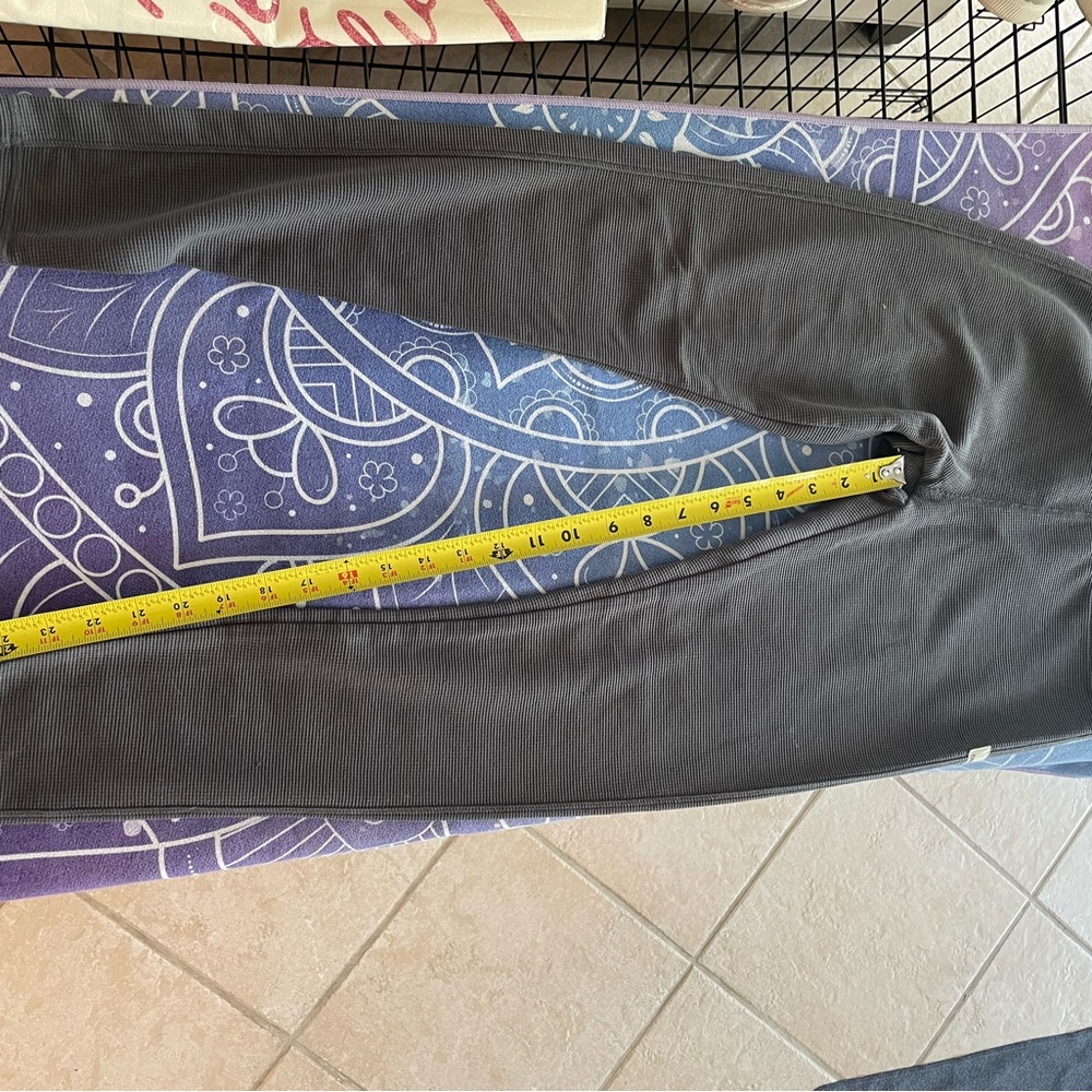Vuori Gray Thermal Leggings